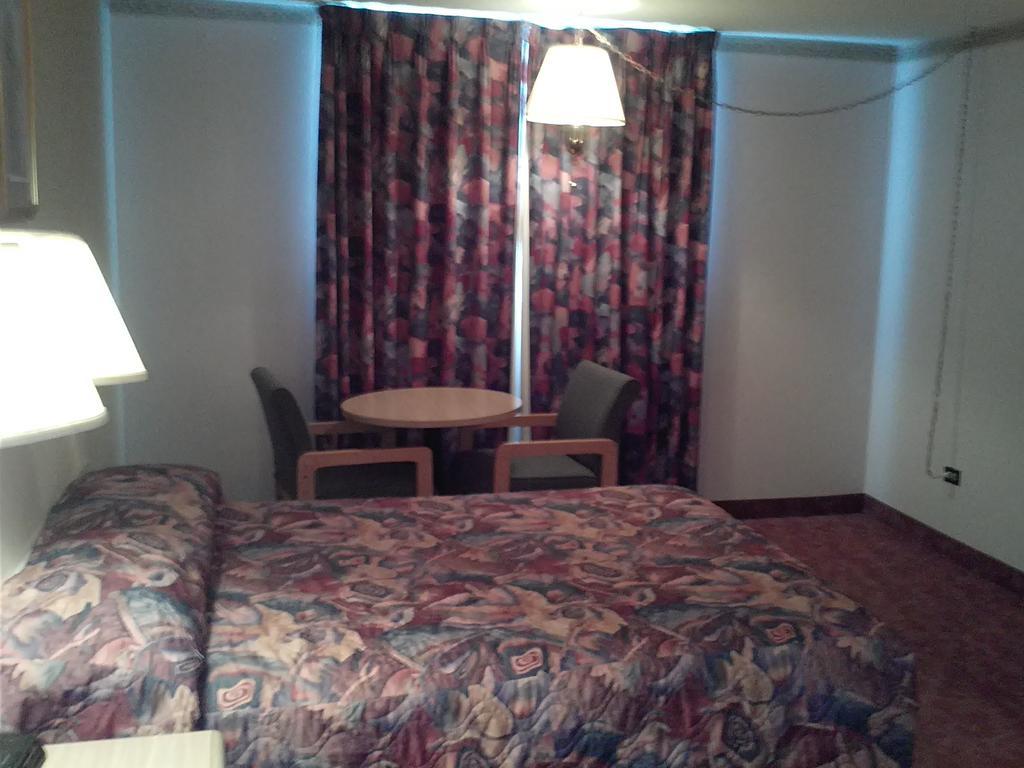 Empire Inn Brandon Eksteriør billede